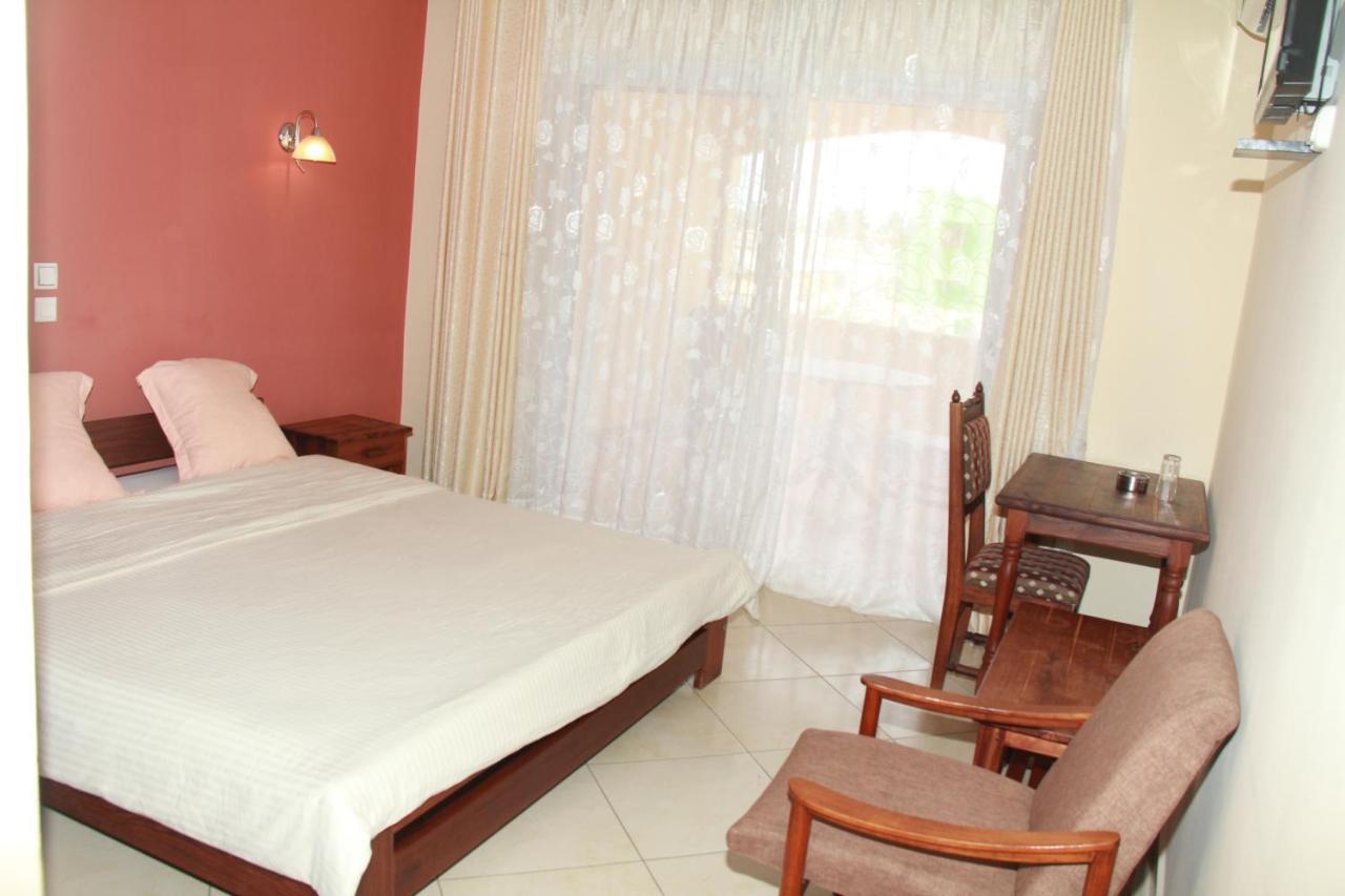 Hotel Menabe Morondava Luaran gambar