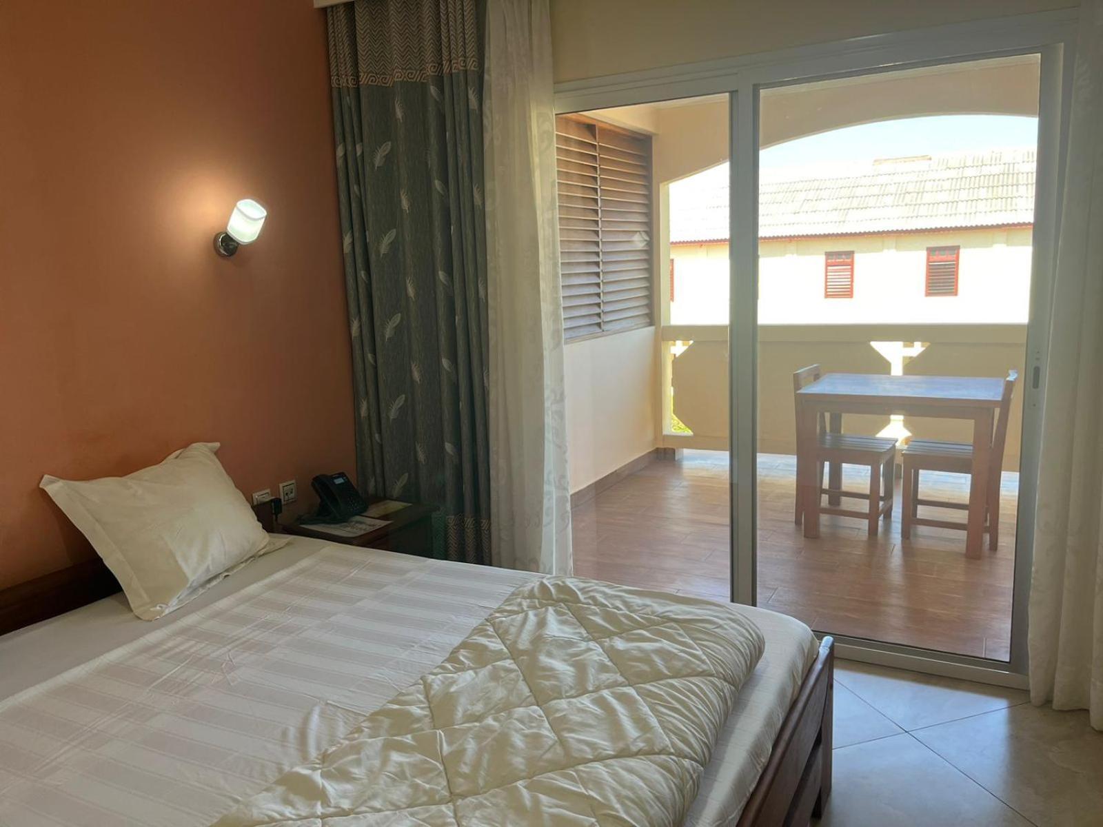 Hotel Menabe Morondava Luaran gambar