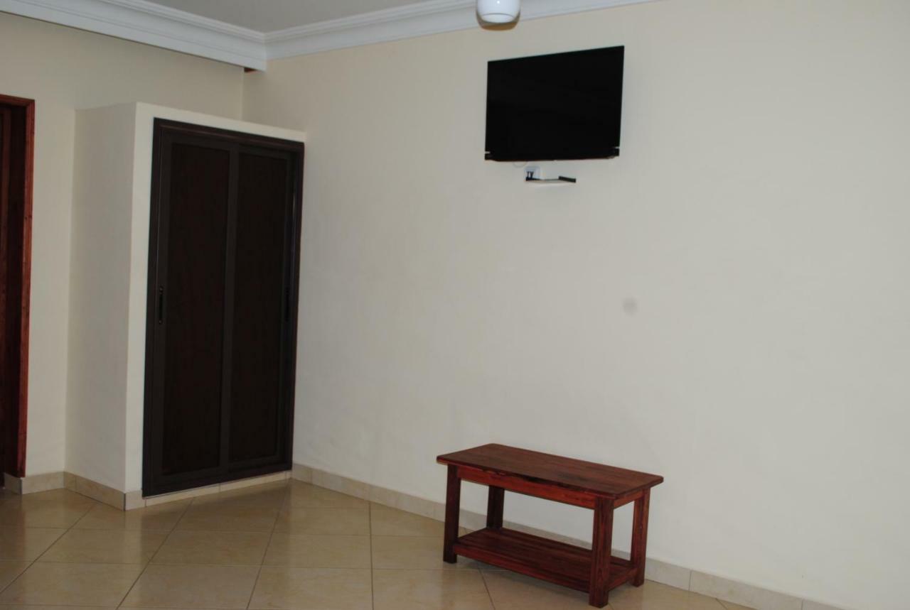 Hotel Menabe Morondava Luaran gambar